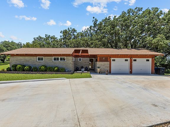 3rd image of 7123 W Beverly Mae Dr