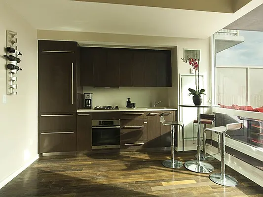 Sold by Sotheby's International Realty | media 10