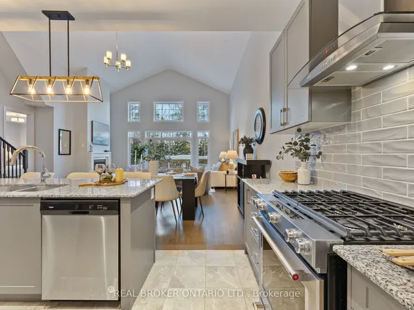 6 Howard Williams Ct, Uxbridge, ON L9P 0R2