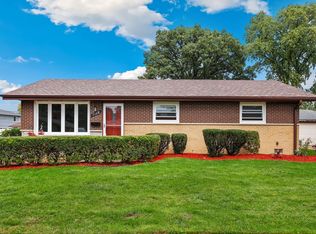 7108 Stanford Dr, Bridgeview, IL 60455