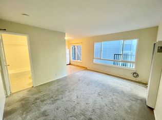 1270 7th Ave #2, San Francisco, CA 94122