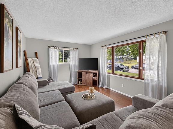 5th image of 1510 Cliffview DRIVE