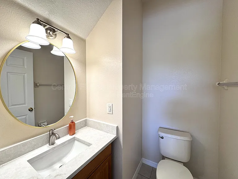 10036 Moorshire Cir — Photo 10