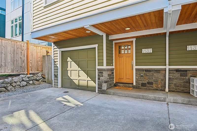 3rd image of 1137 26th Avenue
