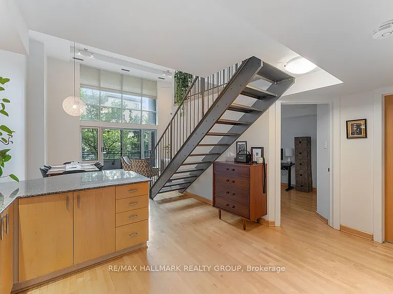 29 Main St #111 — Photo 11