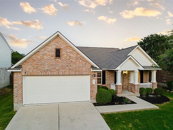 3rd image of 124 Justin Leonard Dr