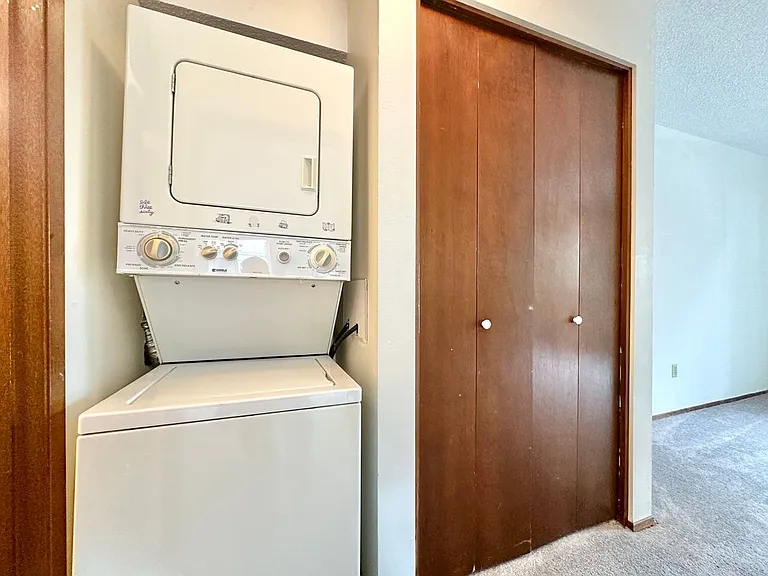 10525 Midvale Ave N #302 — Photo 10