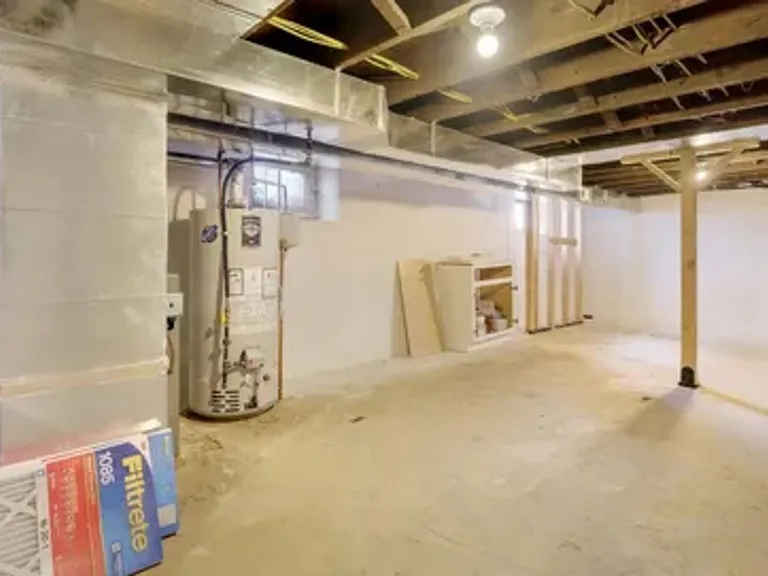 424 Walnut St #1 — Photo 10