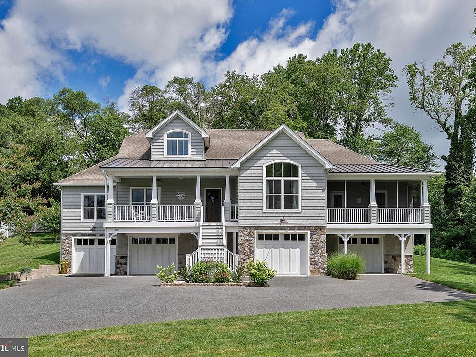 1st image of 203 Chandler St