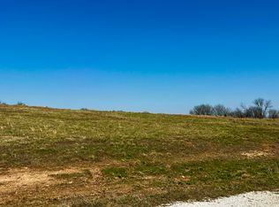 1 Gracewood Ln #B, Ozark, MO 65721