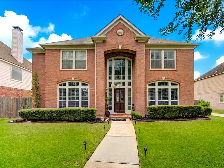 5911 Canyon Brook Ct — Photo 4