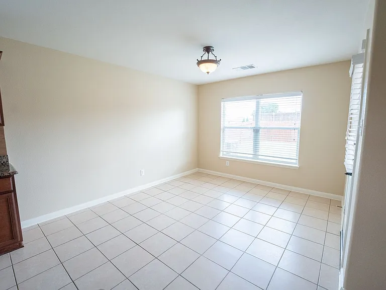 3108 Overstreet Ln — Photo 8