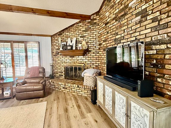 5th image of 4520 77th St