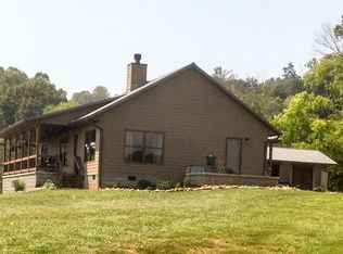 5711 Sinking Creek Rd., Greenback, TN 37742