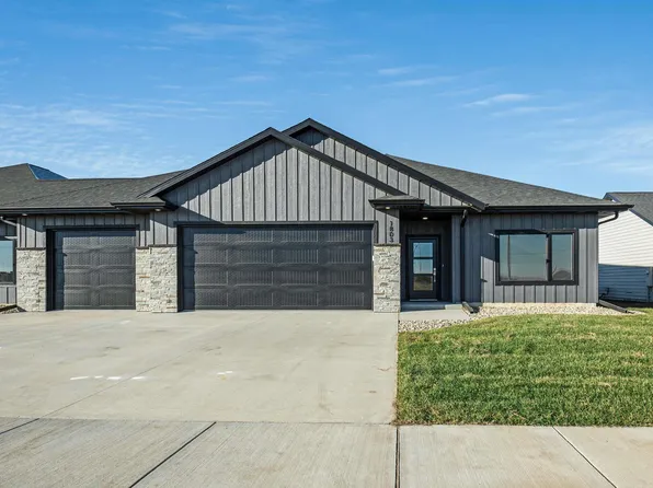 1803 N Cavalier Ave, Sioux Falls, SD 57107