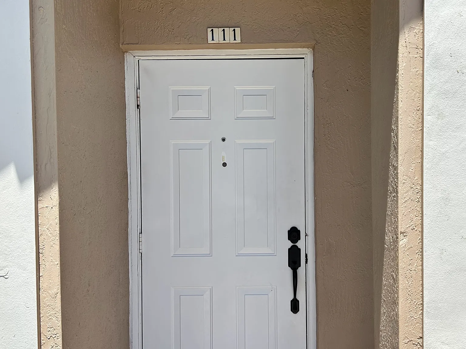3 bed, 2.5 bath, 1420 sqft, $3,150 — Photo 1