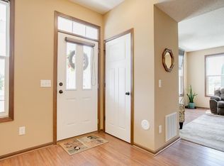 9500 Washington Blvd UNIT 5, Chanhassen, MN 55317