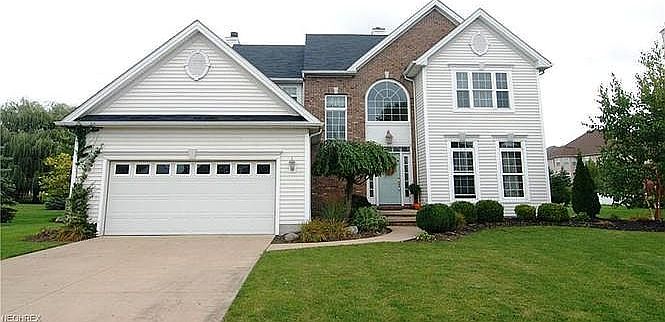 1st image of 435 Waterside Dr