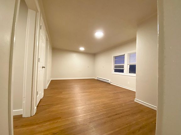 4th image of 407 W Magnolia St