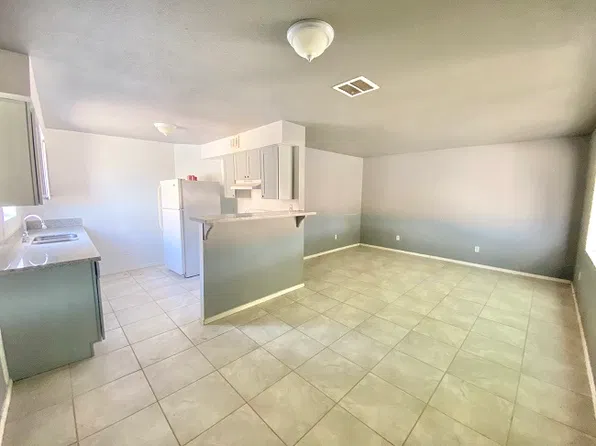 194 N 6th Ave #B, Yuma, AZ 85364