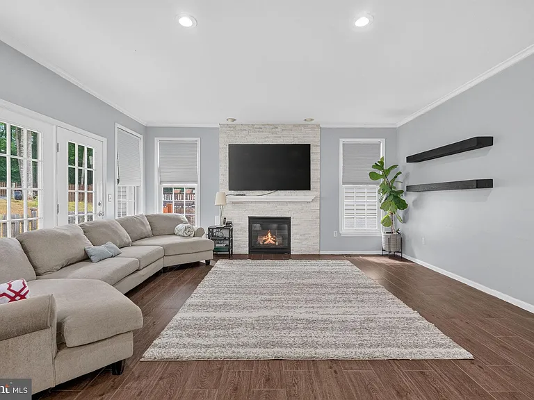 13016 Pilgrims Inn Dr — Photo 18