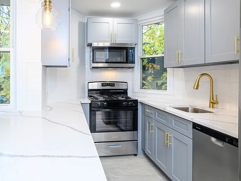 116 Corlies Ave #1 — Photo 4