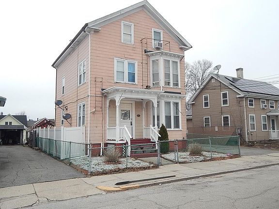 4th image of 35 Rand St