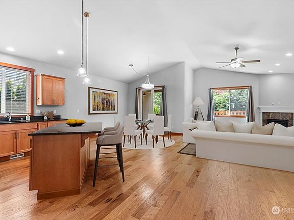 3rd image of 27712 66th Drive NW