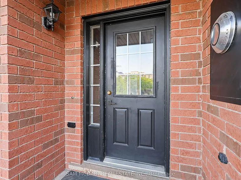 3086 Stornoway Cir — Photo 2