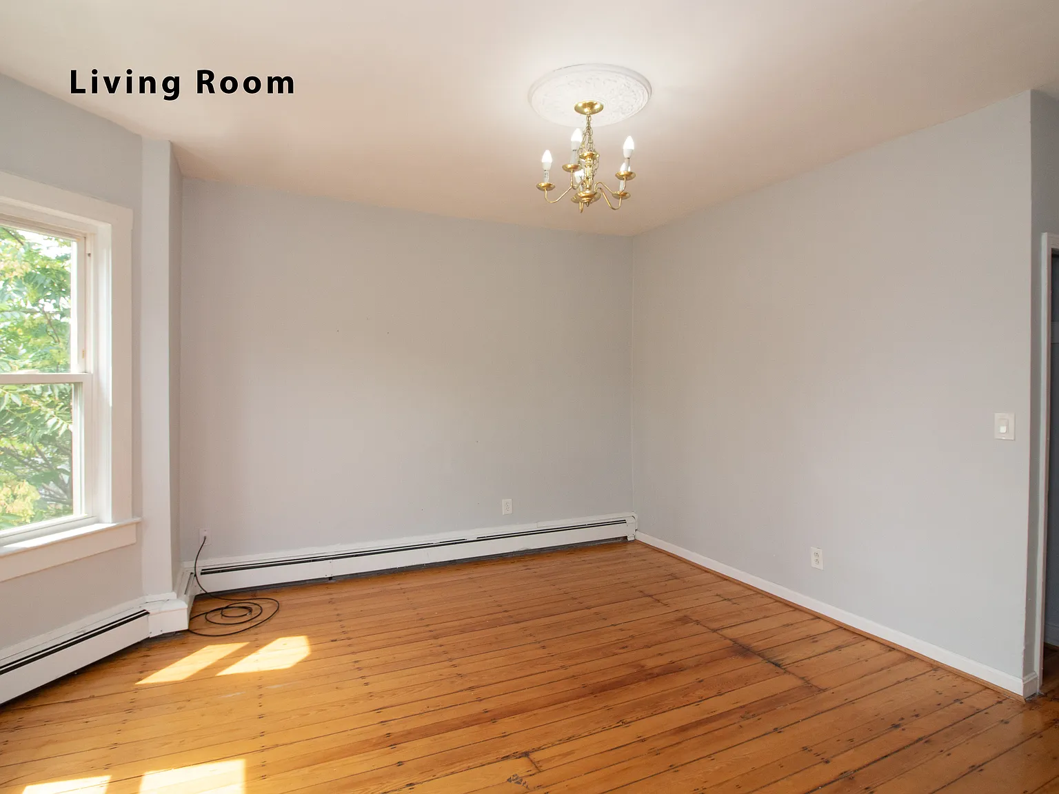 3 bed, 1100 sqft, $3,500 — Photo 3