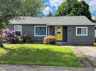 9024 SE Hawthorne Blvd, Portland, OR