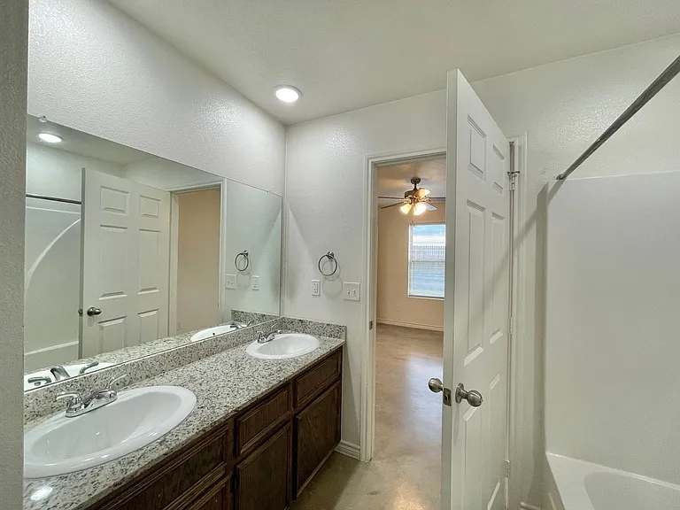 5906 Harriet Tubman Ave — Photo 19