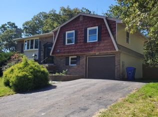 2304 Pinefield Rd, Waldorf, MD 20601