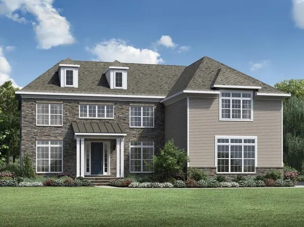 60 Chamberlain St, Hopkinton, MA 01748