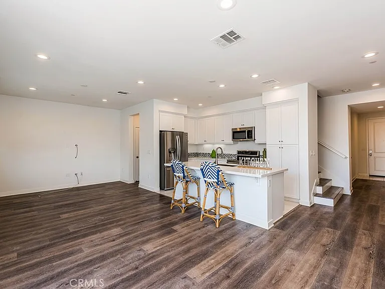 5304 Harvard Way — Photo 6