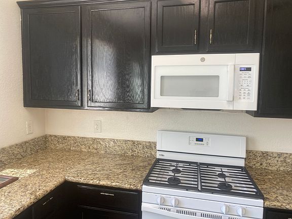 4th image of 2237 W Wall Ct