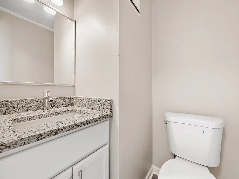 8 Hayti Ln — Photo 4