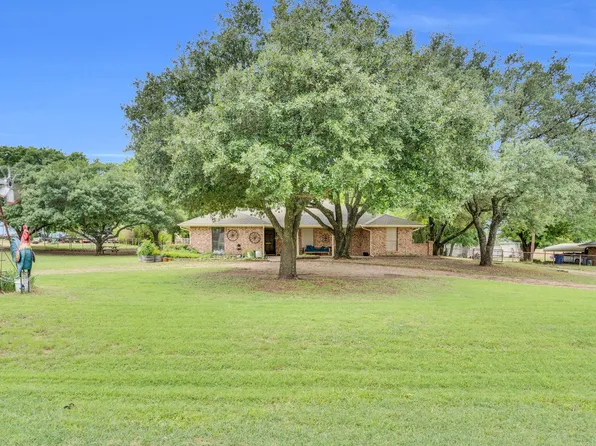 4831 Diamond Creek Dr, Midlothian, TX 76065