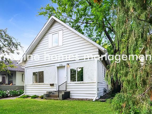 2nd image of 719 W 40th St