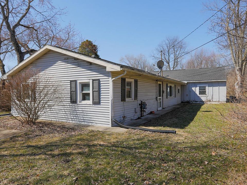 5716 Monticello-101