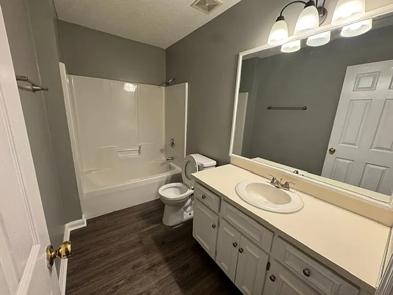 108 Wolverine Ct — Photo 11