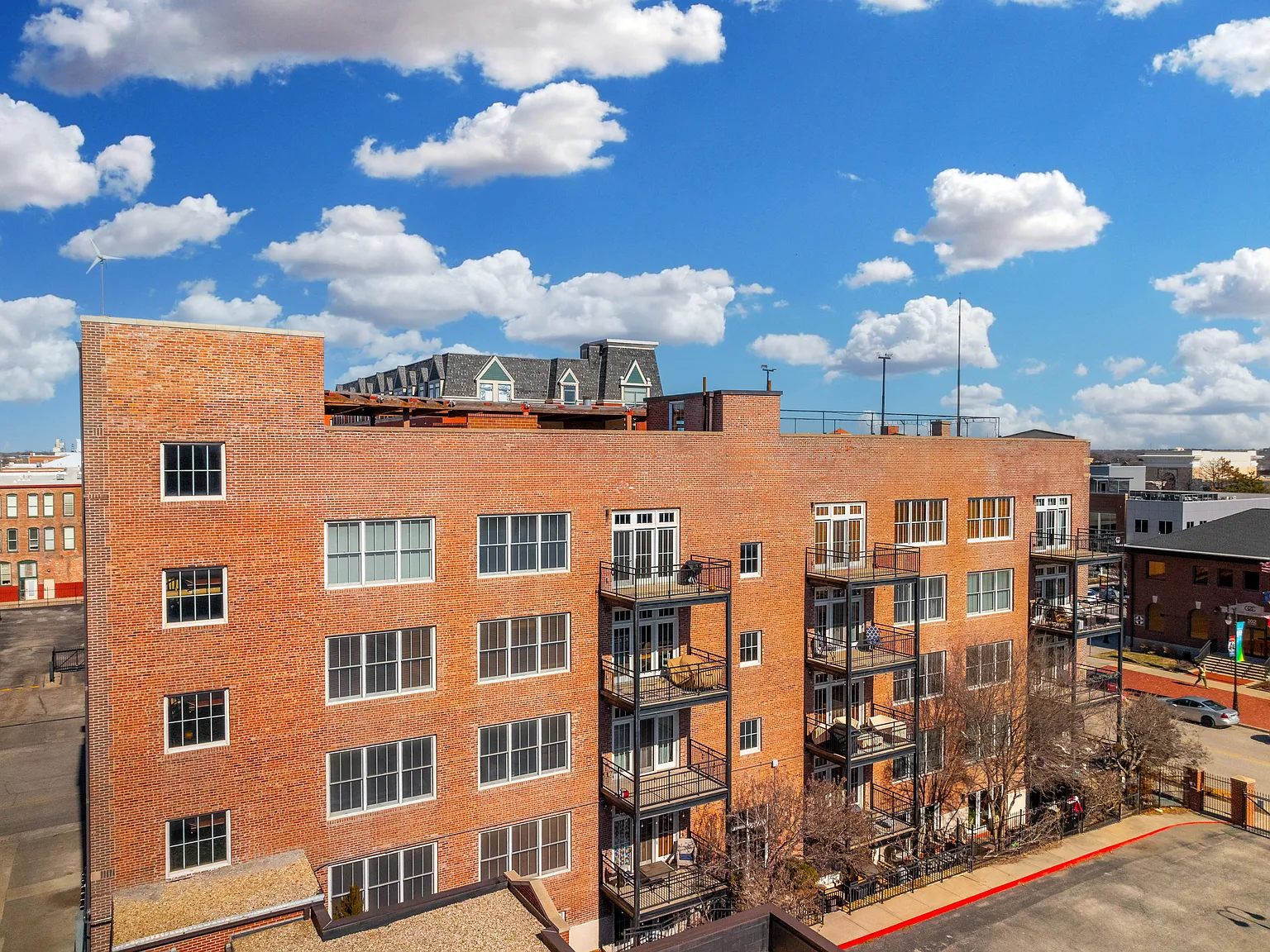 201 S Saint Francis Apt 501 — Photo 2