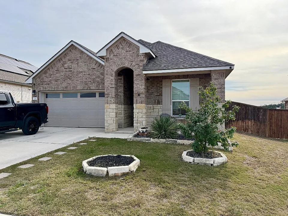 228 Indian Shoal Dr