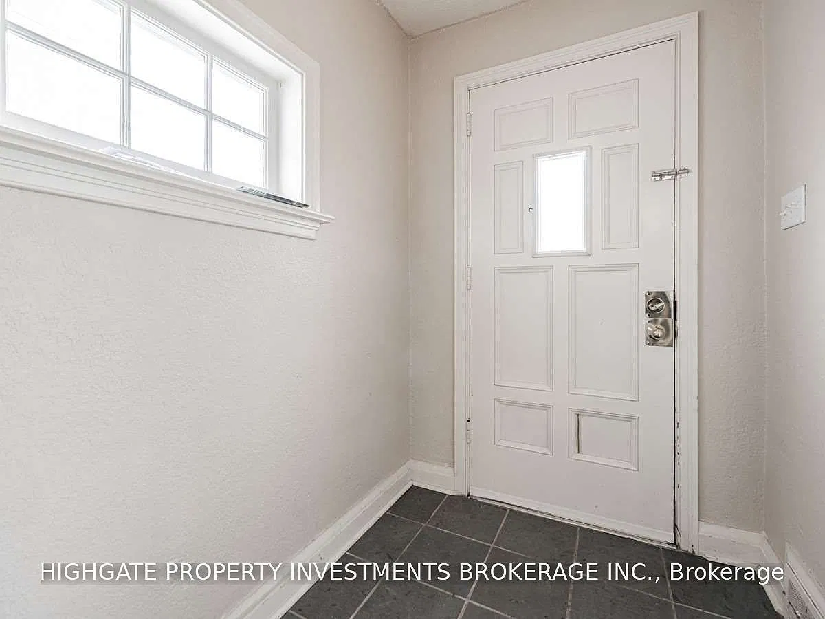 2 bed, $3,999 — Photo 3