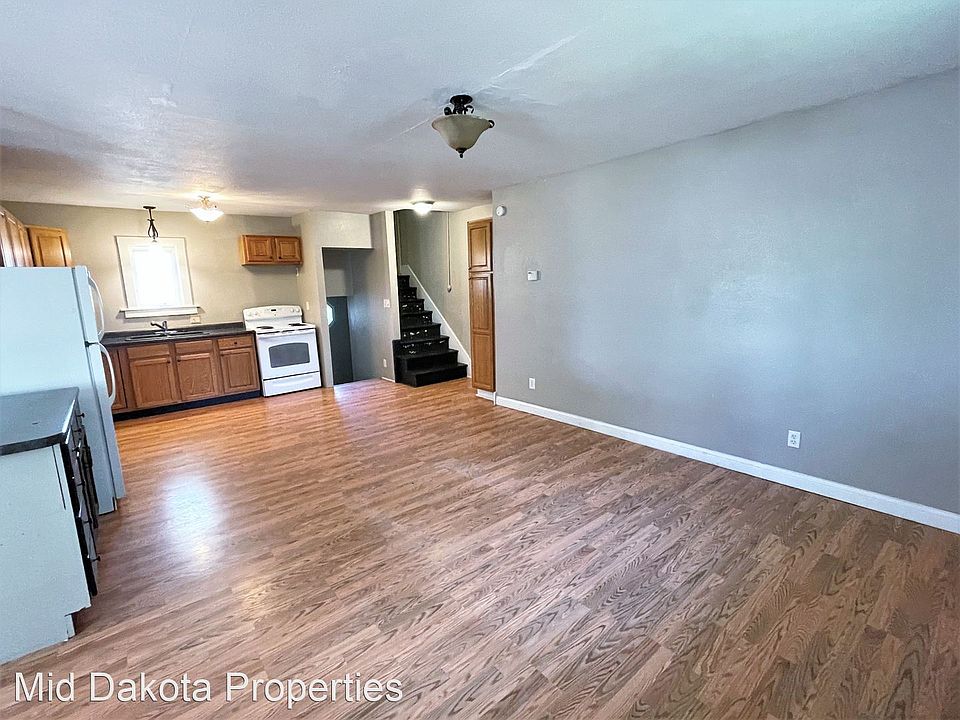 421 E 9th 421 E 9th Ave Mitchell SD Zillow