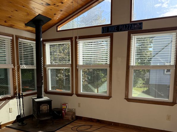 15 Cummings Ave #1