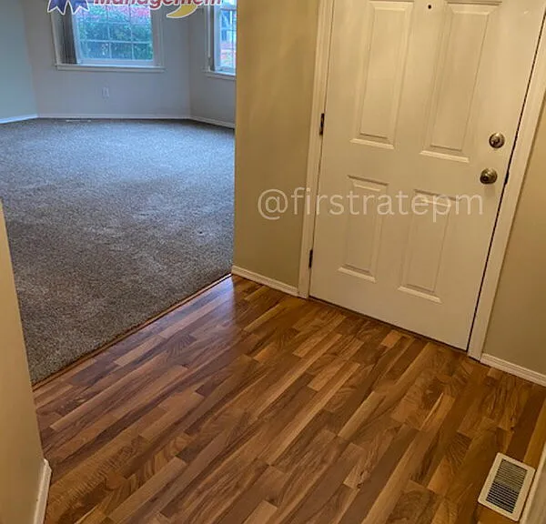2063 E Lochmeadow Ct — Photo 3