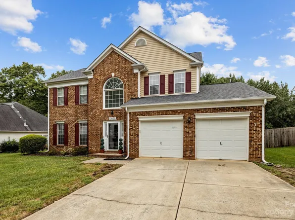13820 Hatton Cross Dr, Charlotte, NC 28278