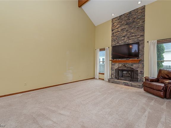 5th image of 1239 Windward Ln
