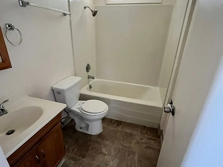 1425-1525 SW Tracy Ct — Photo 6